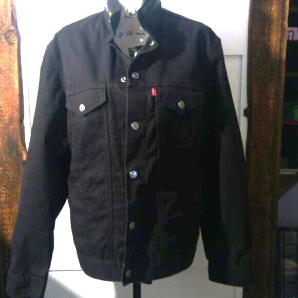 Levi's Men's Black Jean Jacket with Roll-Away Hood - Picture 1 of 14